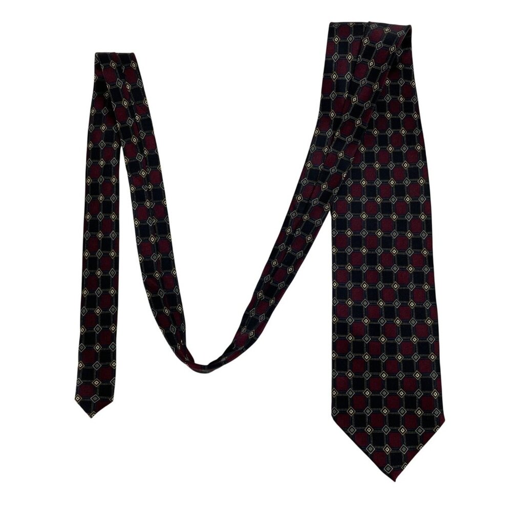 Kilburne & Finch Red & Black Geometric Print 100% Silk Mens Tie Necktie - Picture 6 of 6